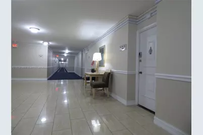 5005 Collins Ave #202, Miami Beach, FL 33140 - Photo 5