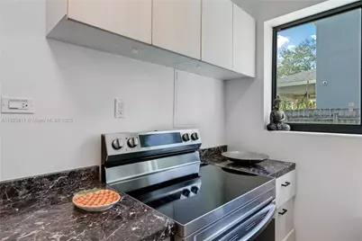 11534 NE 13th Ave, Miami, FL 33161 - Photo 7