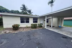 423 SW 10th Ave, Boynton Beach, FL 33435 - Photo 1