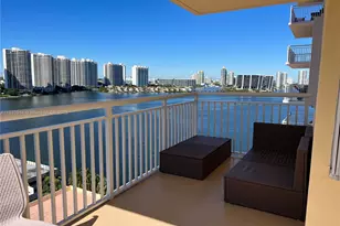 251 174th St, Sunny Isles Beach, FL 33160 - Photo 3