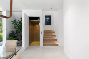 8875 SW 61st Ct, Pinecrest, FL 33156 - Photo 13