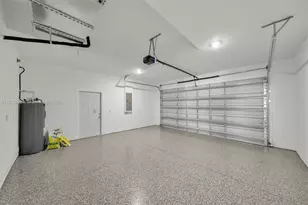 908 Barcia St E, Other City - In The State Of Florida, FL 33974 - Photo 15