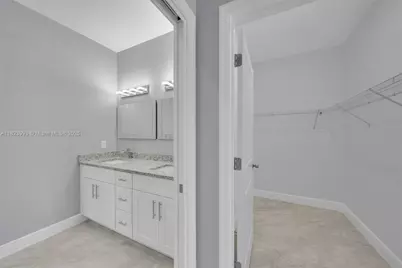 908 Barcia St E, Other City - In The State Of Florida, FL 33974 - Photo 21