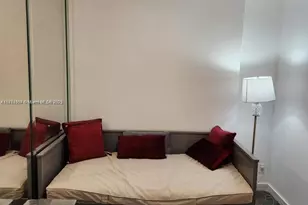 5700 Collins Ave, Miami Beach, FL 33140 - Photo 23