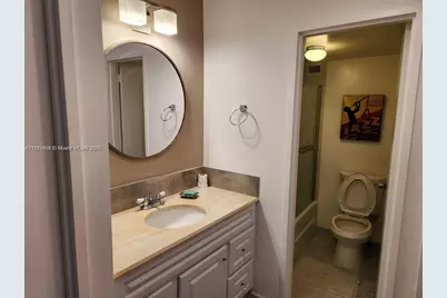 5700 Collins Ave #4N, Miami Beach, FL 33140 - Photo 25