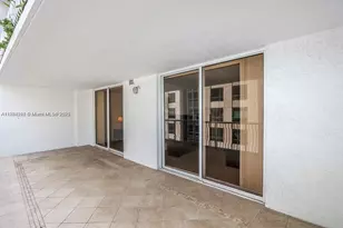 1200 Brickell Bay Dr, Miami, FL 33131 - Photo 13
