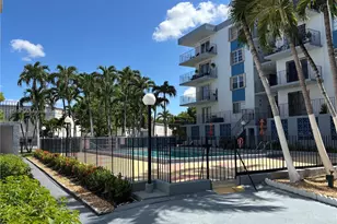 1635 W 44th Pl, Hialeah, FL 33012 - Photo 19