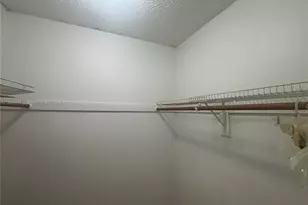 1635 W 44th Pl, Hialeah, FL 33012 - Photo 41