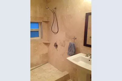 324 La Villa Dr, Miami Springs, FL 33166 - Photo 15