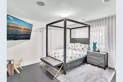 307 Holiday Dr, Hallandale Beach, FL 33009 - Photo 65