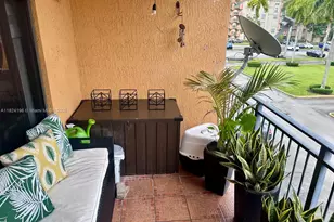 9340 Fontainebleau Blvd, Miami, FL 33172 - Photo 21