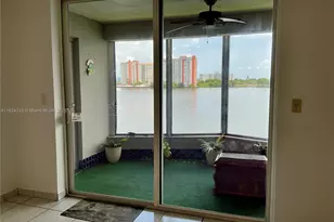 1160 NE 191st St, Miami, FL 33179 - Photo 7