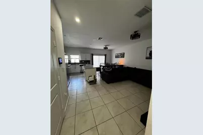 1136 SW 6th Ave, Florida City, FL 33034 - Photo 3