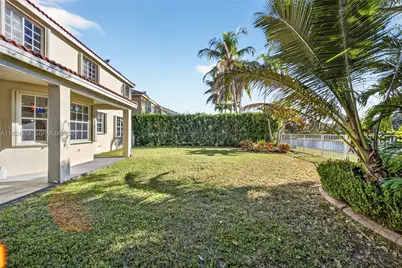 1325 Chenille Cir, Weston, FL 33327 - Photo 45