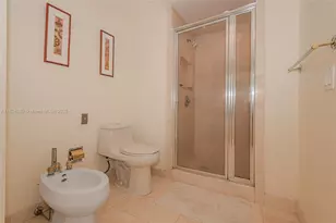 2000 Island Blvd, Aventura, FL 33160 - Photo 19