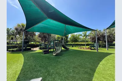 922 Falling Water Rd, Weston, FL 33326 - Photo 23