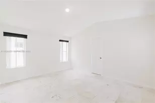 922 Falling Water Rd, Weston, FL 33326 - Photo 17