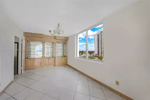 5401 Collins Ave, Miami Beach, FL 33140 - Photo 13