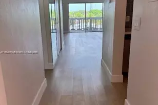 215 SE 3rd Ave, Hallandale Beach, FL 33009 - Photo 5