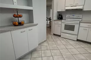 4001 Hillcrest Dr, Hollywood, FL 33021 - Photo 11