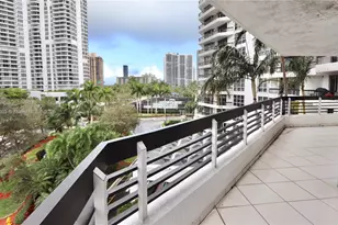 3530 Mystic Pointe Dr, Aventura, FL 33180 - Photo 3