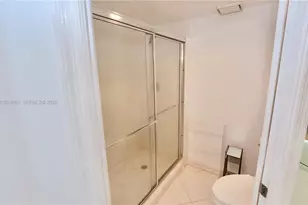 3530 Mystic Pointe Dr, Aventura, FL 33180 - Photo 29