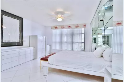 3530 Mystic Pointe Dr #506, Aventura, FL 33180 - Photo 25