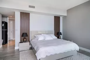 18975 Collins Ave, Sunny Isles Beach, FL 33160 - Photo 9