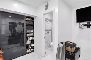 31 SW 58th Ct, Miami, FL 33144 - Photo 17