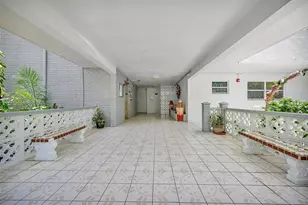 3551 NE 169th St, North Miami Beach, FL 33160 - Photo 23