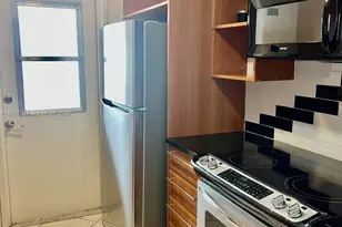 930 SE 9th Ave, Pompano Beach, FL 33060 - Photo 15