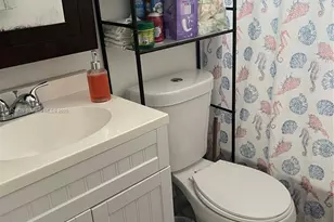 37 NW 19th Ave, Miami, FL 33125 - Photo 5