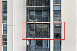 20301 W Country Club Dr, Aventura, FL 33180 - Photo 31