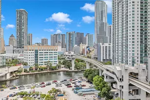 68 SE 6th St, Miami, FL 33131 - Photo 17