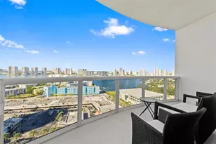 18201 Collins Ave, Sunny Isles Beach, FL 33160 - Photo 23