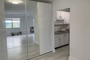 2555 NE 11th St, Fort Lauderdale, FL 33304 - Photo 13