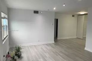 2555 NE 11th St, Fort Lauderdale, FL 33304 - Photo 9