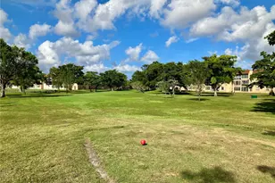 9041 Sunrise Lakes Blvd, Sunrise, FL 33322 - Photo 9
