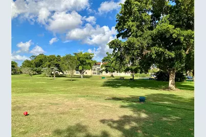 9041 Sunrise Lakes Blvd #208, Sunrise, FL 33322 - Photo 41