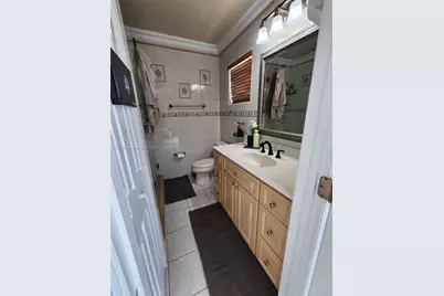 5328 W 26th Ave #112, Hialeah, FL 33016 - Photo 13