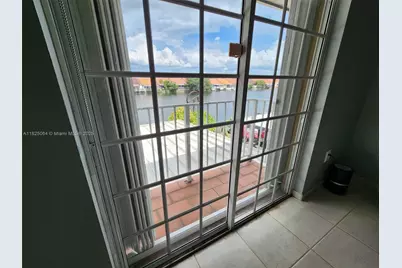 5328 W 26th Ave #112, Hialeah, FL 33016 - Photo 19