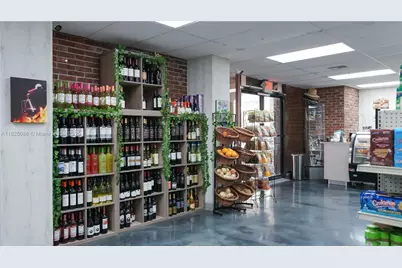 6039 Collins Ave #923, Miami Beach, FL 33140 - Photo 13