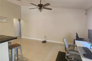 2017 NW 182nd Ave, Pembroke Pines, FL 33029 - Photo 13