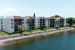 110 Lake Emerald Dr, Oakland Park, FL 33309 - Photo 19