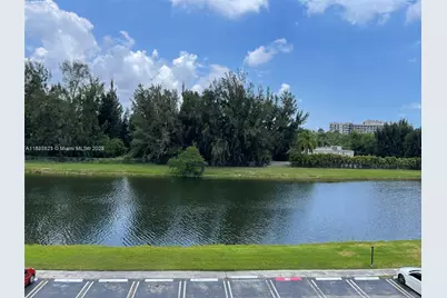 16465 NE 22nd Ave #417, North Miami Beach, FL 33160 - Photo 1