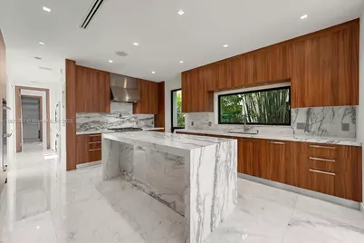 1311 Stillwater Dr, Miami Beach, FL 33141 - Photo 5