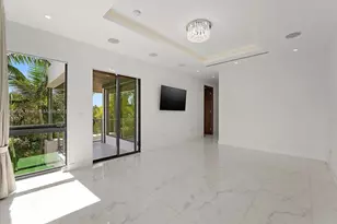 1311 Stillwater Dr, Miami Beach, FL 33141 - Photo 27