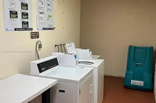 361 S Hollybrook Dr, Pembroke Pines, FL 33025 - Photo 13