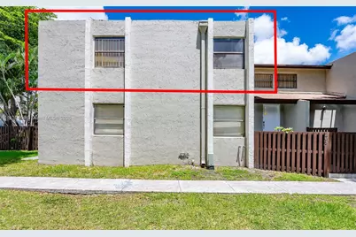 10010 NW 9th St Cir #203, Miami, FL 33172 - Photo 3