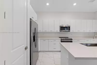 4349 SW 173rd Ave, Miramar, FL 33029 - Photo 15